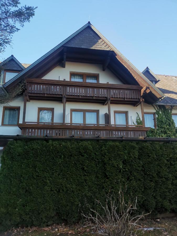 Pension Arkadenhof Fürstenfeld Buitenkant foto