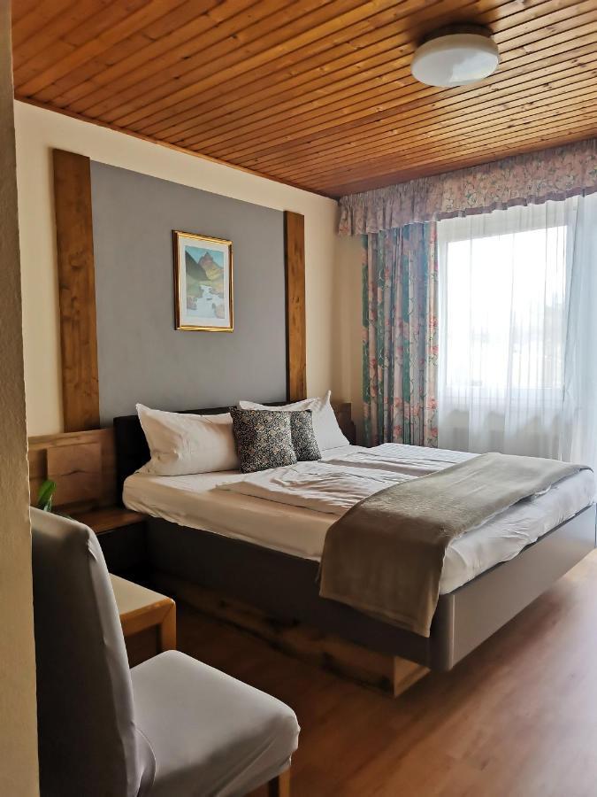 Pension Arkadenhof Fürstenfeld Buitenkant foto