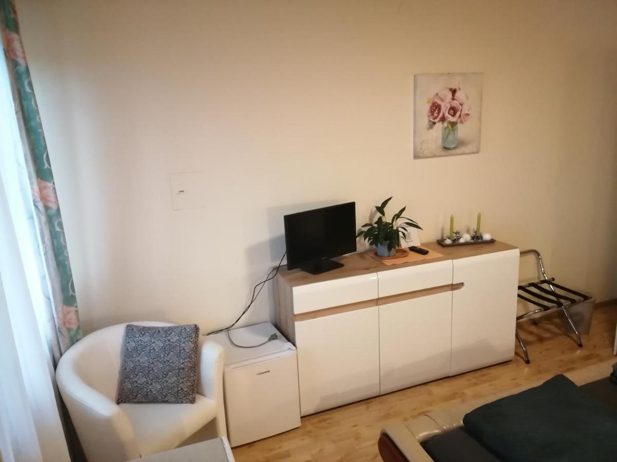 Pension Arkadenhof Fürstenfeld Buitenkant foto
