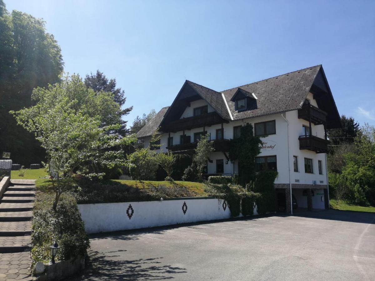 Pension Arkadenhof Fürstenfeld Buitenkant foto
