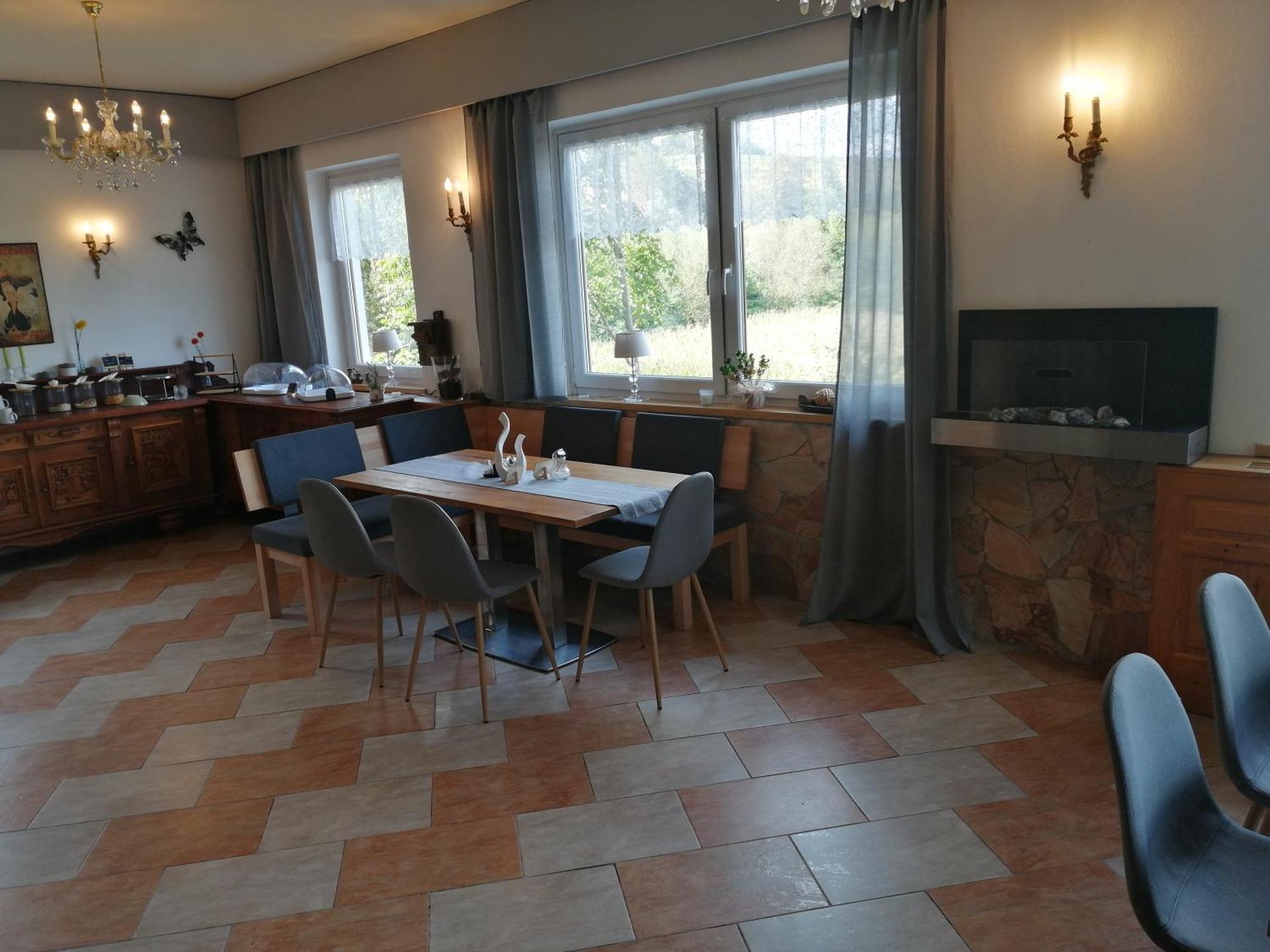 Pension Arkadenhof Fürstenfeld Buitenkant foto